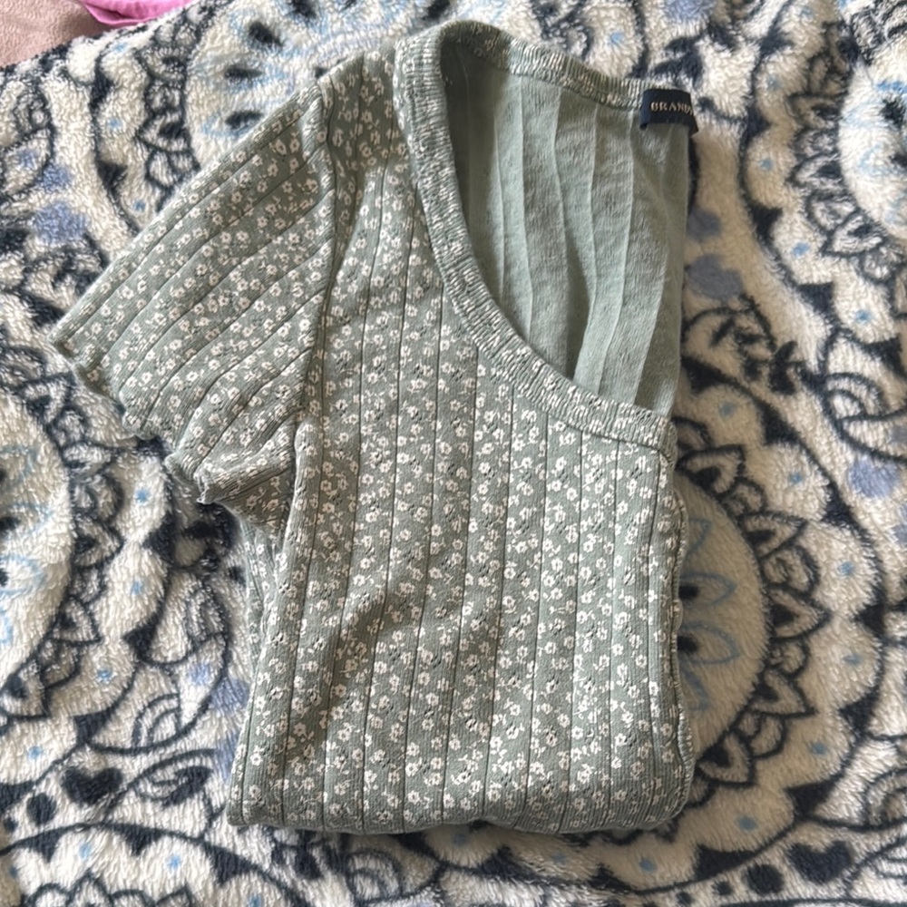 Green Floral Knit Top